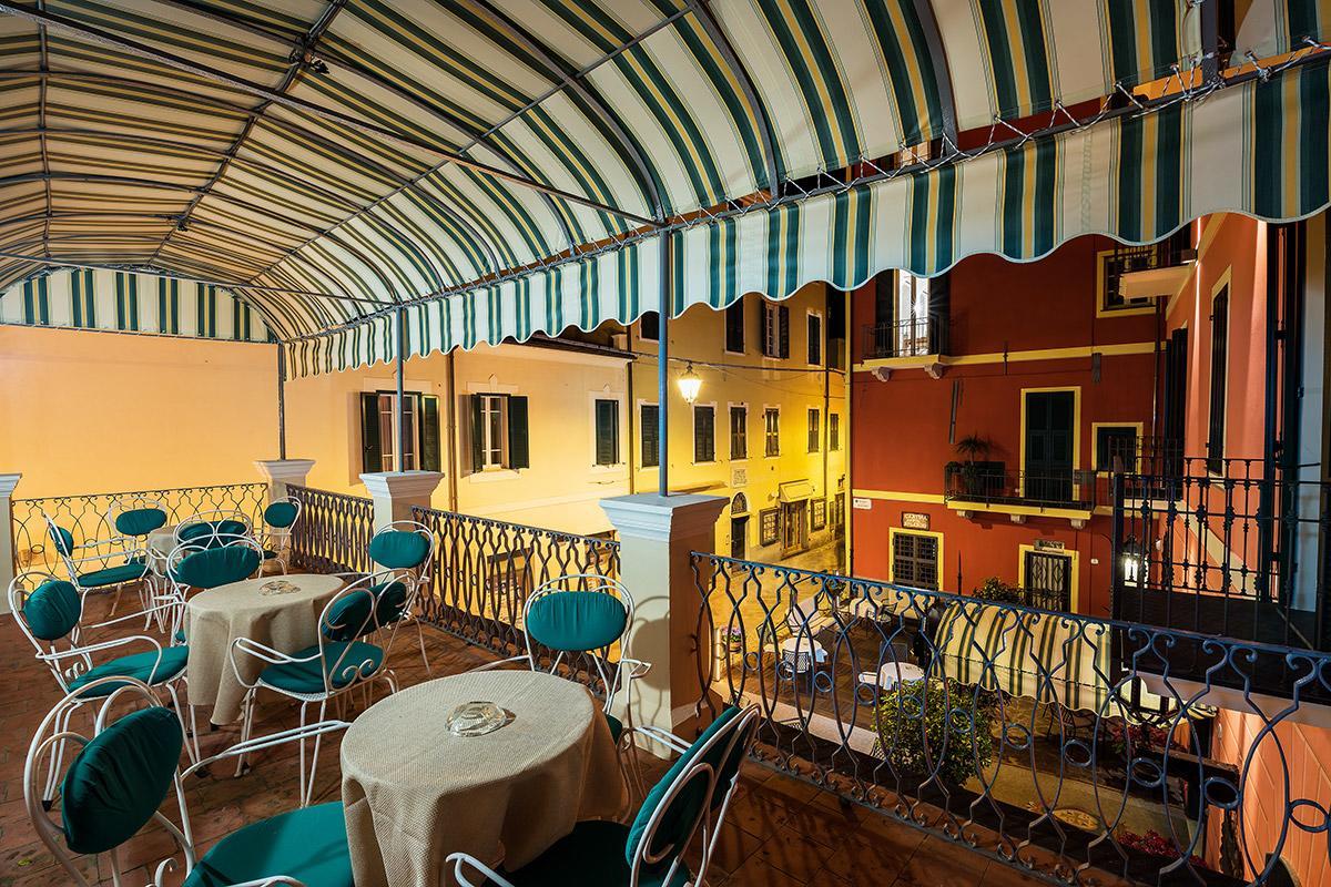 Hotel Splendid Mare ไลเกวญา ภายนอก รูปภาพ